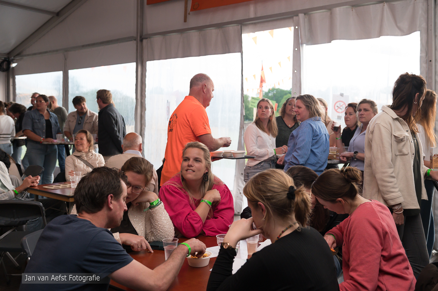 https://www.oranjefeesteneikelhof.nl/wp-content/uploads/2026/05/JvA20260508-0055.jpg